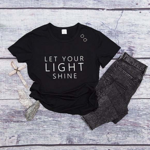 Let Your Light Shine T-Shirt NWOT Sizes S-XL - Picture 2 of 2